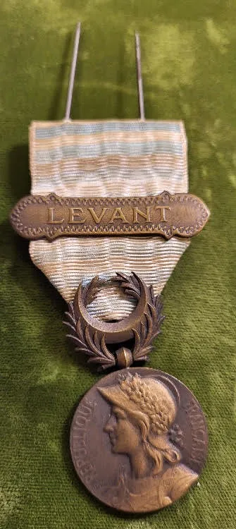 France WW1 levant medal w/ levant clasp 1918-21! from auction in wilmington , North Carolina