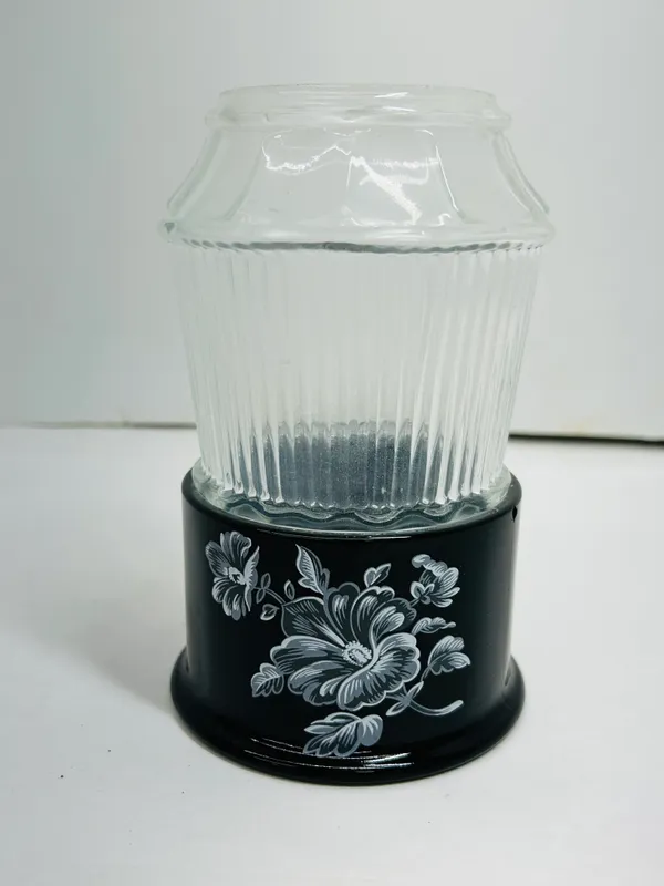FLORAL MOSSER GLASS FAIRY LAMP from auction in BETHESDA, Ohio
