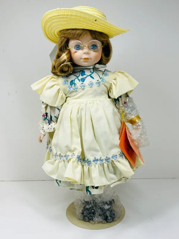 KINGSTATE TERESA COLLECTOR DOLL, LATE 20TH CENTURY from auction in BETHESDA, Ohio