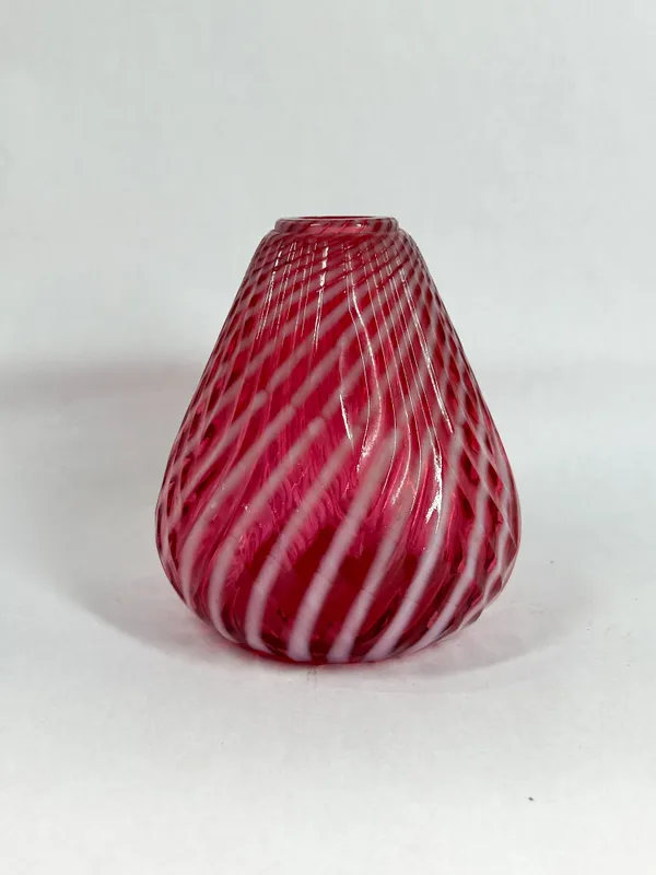 CRANBERRY LATTICINIO SWIRL ART GLASS VASE from auction in BETHESDA, Ohio