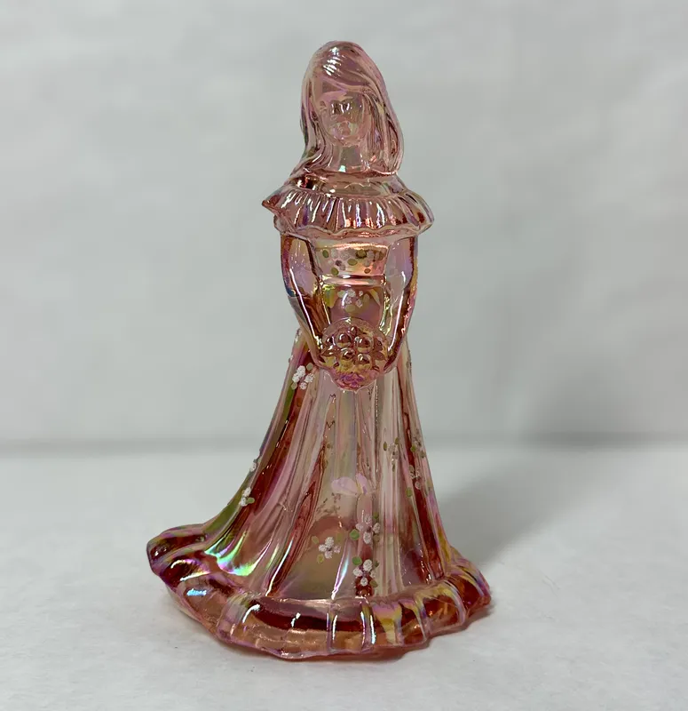 FENTON IRIDESCENT PINK GLASS BRIDESMAID from auction in BETHESDA, Ohio