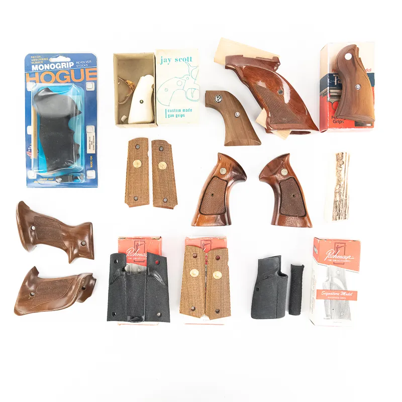10 Pairs of Vintage Handgun Grips from auction in Union, Illinois