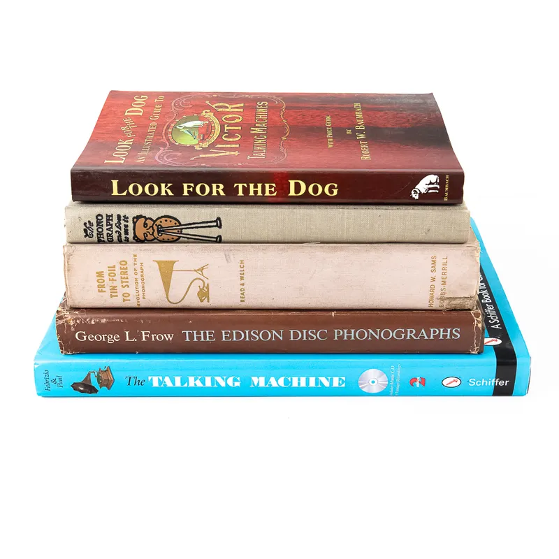 Lot of 5 Vintage Phonograph Reference Books from auction in Union, Illinois