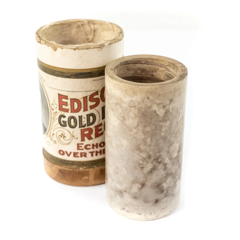 Brown Wax Cylinder Columbia 8902 from auction in Union, Illinois