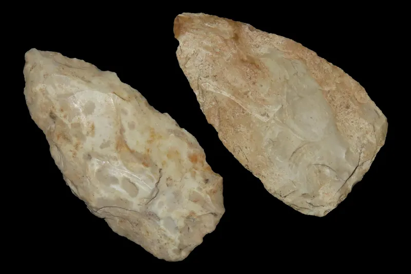 Lot of 2 Archaic Blades from auction in Quincy, Illinois