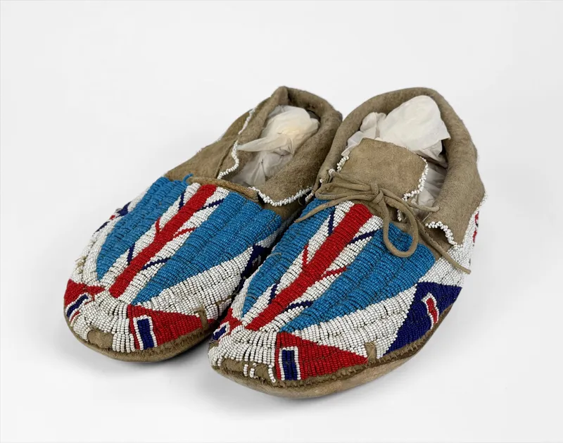 Vintage Sioux Beaded Leather Men's Moccasins from auction in Saint Paul, Minnesota