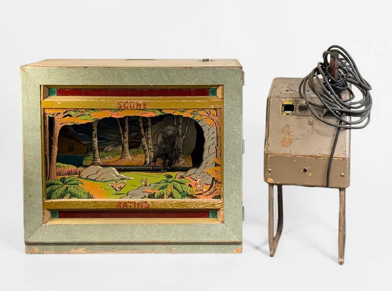 Seeburg "Shoot the Bear" Ray-O-Lite Arcade Rifle Game (A) from auction in Saint Paul, Minnesota