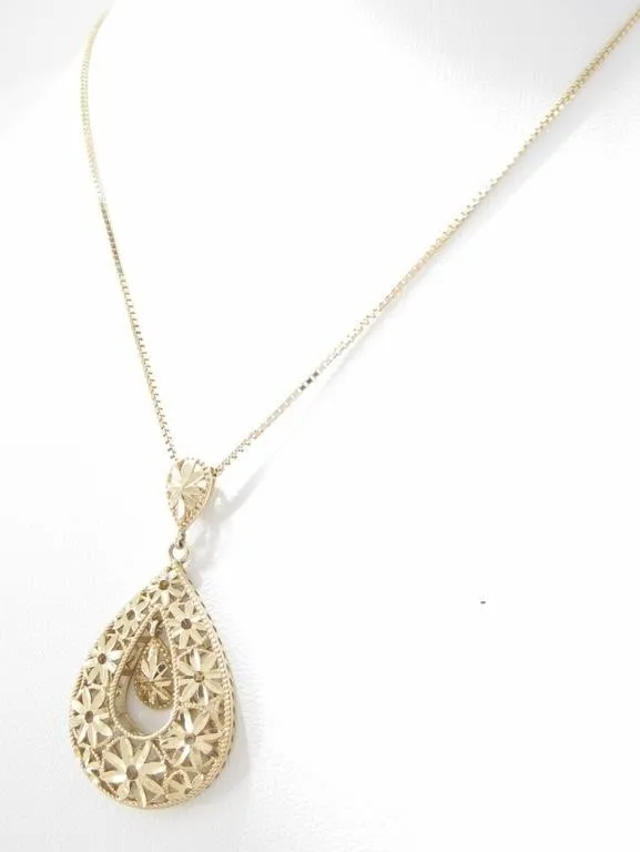 14K Yellow Gold Floral Necklace from auction in Carmel, Indiana