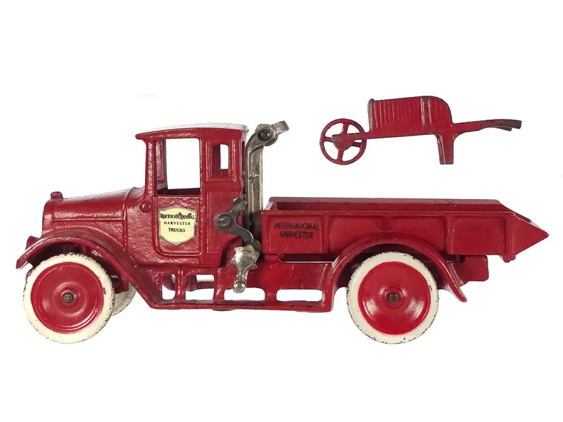 1920s Cast Iron Arcade International Harvester Truck 11" from auction in Myakka City, Florida