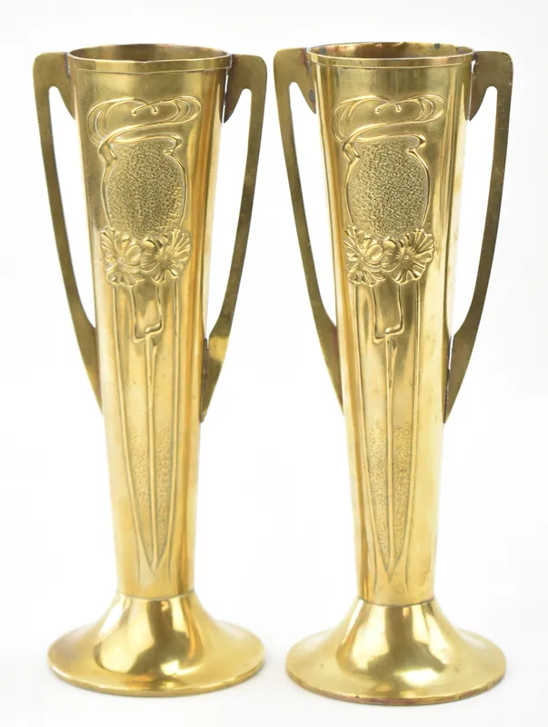 BELDRAY & COMPANY ART NOUVEAU-STYLE FLOWER VASE PAIR from auction in Aurora, Oregon