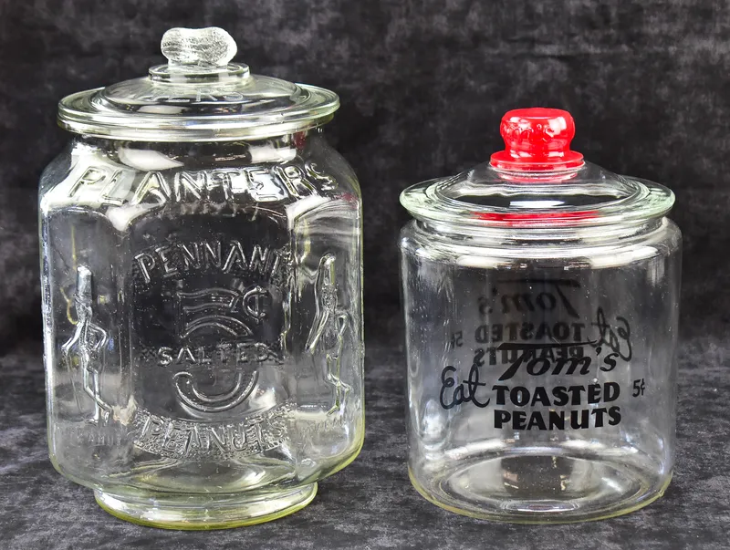 GLASS PEANUT JARS: PLANTERS PENNANT SALTED PEANUTS, TOM'S TOASTED PEANUTS from auction in Aurora, Oregon