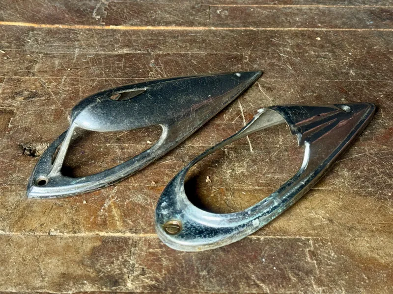 A Pair of Vintage K-D Lamp Co. 517 Harley Davidson Knucklehead Panhead Fender Light Housings from auction in Campbell, New York