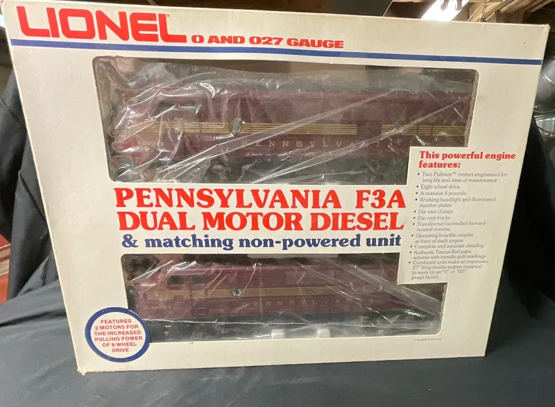 A Pair of Lionel 6-8970 and 6-8971 O Gauge Pennsylvania Railroad F3A Diesel Locomotives from auction in Campbell, New York