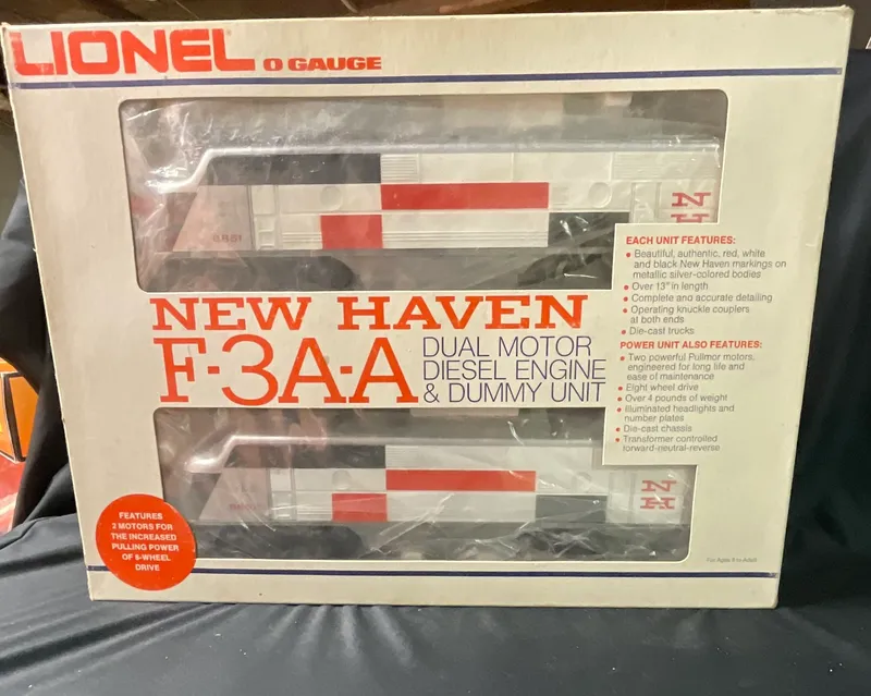 Lionel 6-8851 O-Gauge New Haven F-3A-A Diesel Locomotive Set from auction in Campbell, New York