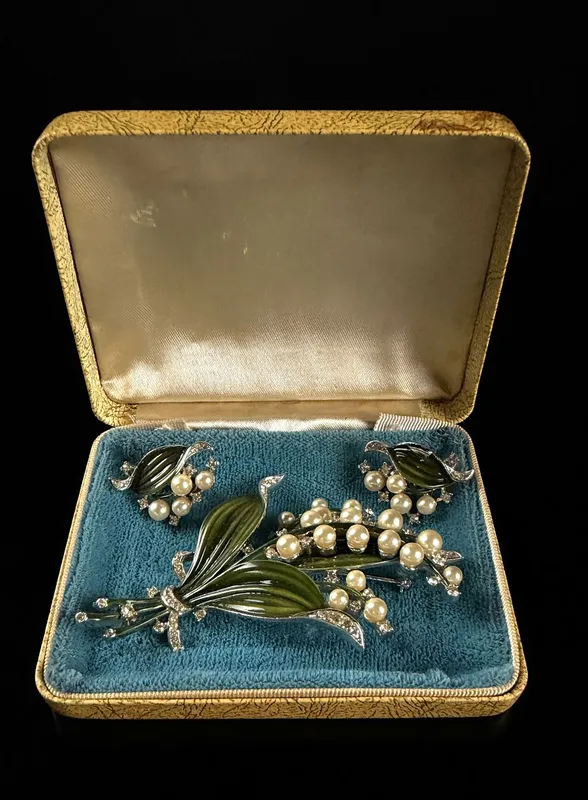 August Estate Jewelry & Rare Coin Auction