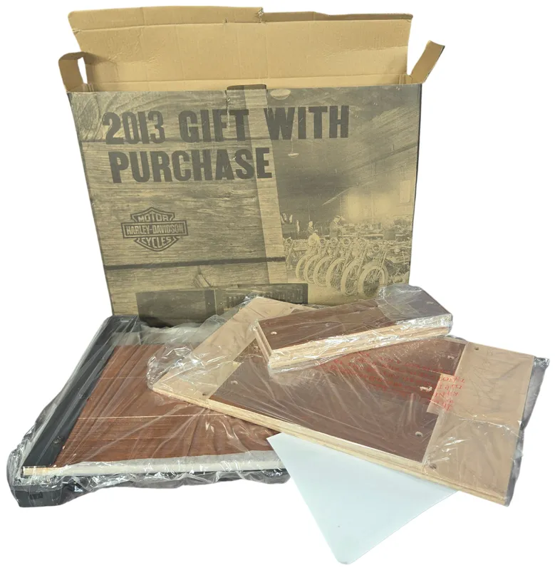 Harley-Davidson 2013 Gift with Purchase Magazine Storage Crate from auction in Lancaster, Ohio