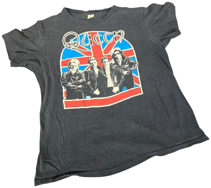 Vintage Hanes Queen Band Cotton T-Shirt with Union Jack Graphic from auction in Lancaster, Ohio