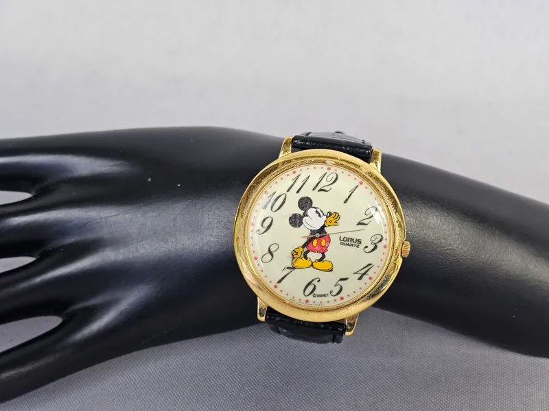 Lorus Disney Mickey Mouse Quartz Wristwatch from auction in Okemos, Michigan